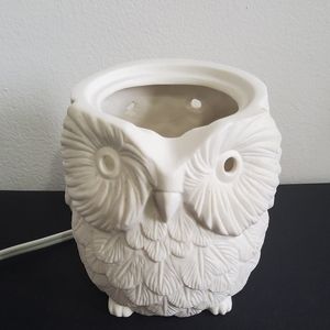 Table owl lamp